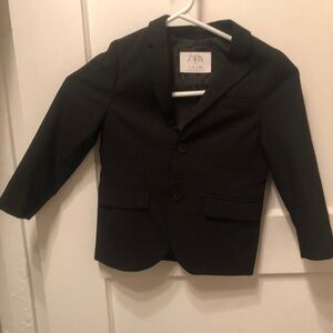 Zara blazer/ suit jacket size 5 - fully lined 2 buttons with lapel- flap pockets
